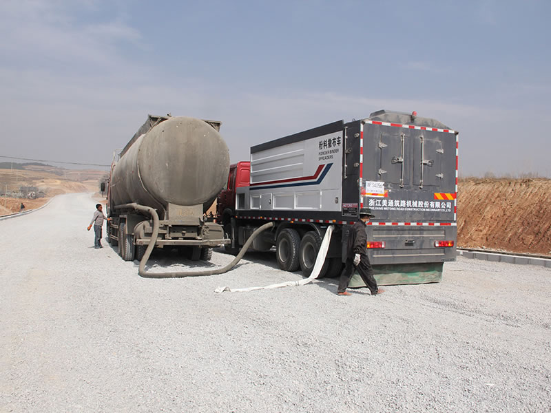 Cement Spreader | Road Construction Machinery | Metong